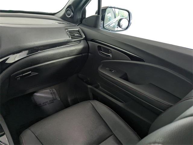 used 2022 Honda Pilot car, priced at $35,700