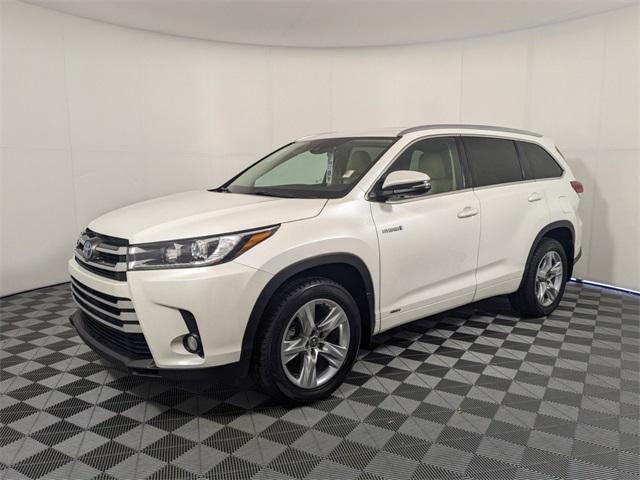 used 2017 Toyota Highlander Hybrid car, priced at $27,500