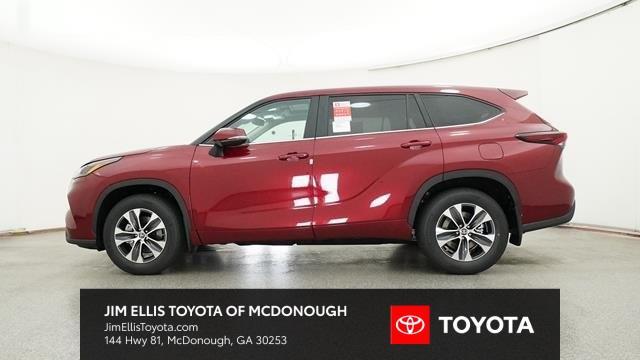 new 2024 Toyota Highlander car, priced at $45,000