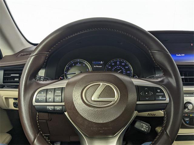 used 2016 Lexus ES 350 car, priced at $19,997