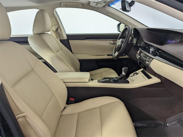used 2016 Lexus ES 350 car, priced at $19,997