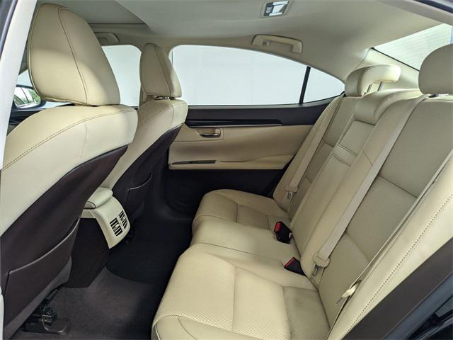 used 2016 Lexus ES 350 car, priced at $19,997