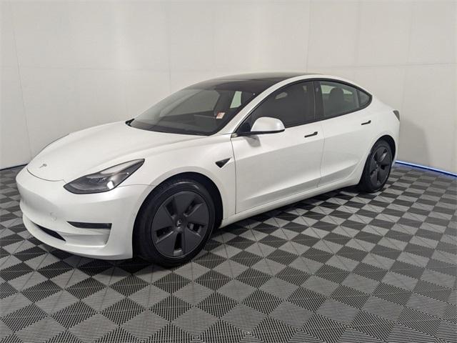 used 2022 Tesla Model 3 car, priced at $27,900