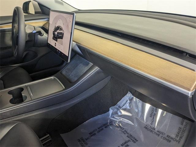 used 2022 Tesla Model 3 car, priced at $27,900