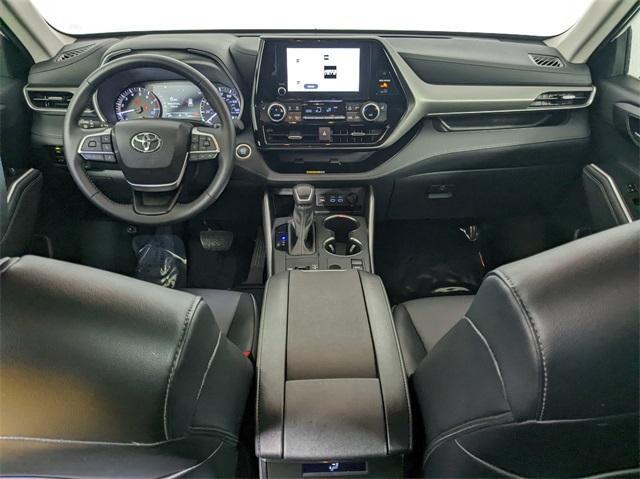 used 2024 Toyota Highlander car, priced at $45,000