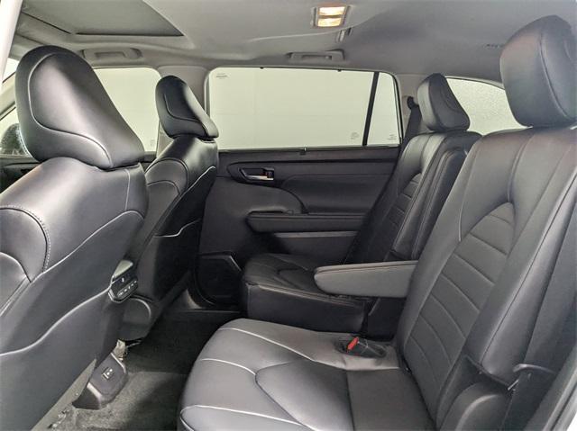 used 2024 Toyota Highlander car, priced at $45,000