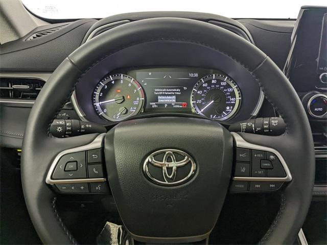 used 2024 Toyota Highlander car, priced at $45,000