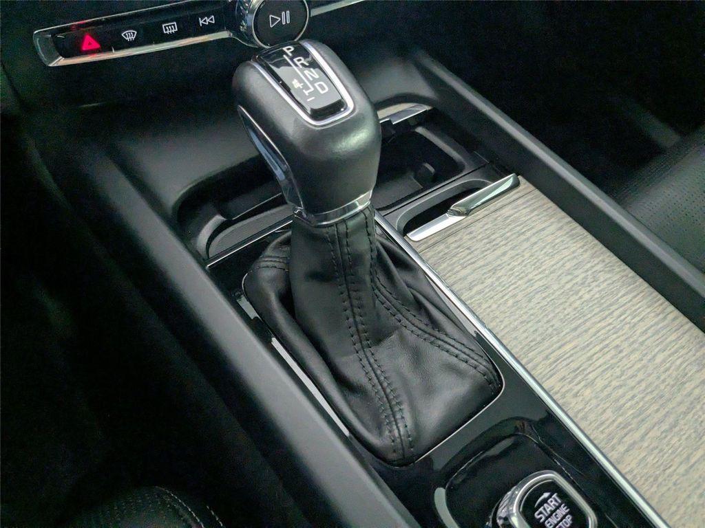 used 2021 Volvo XC60 car, priced at $24,991