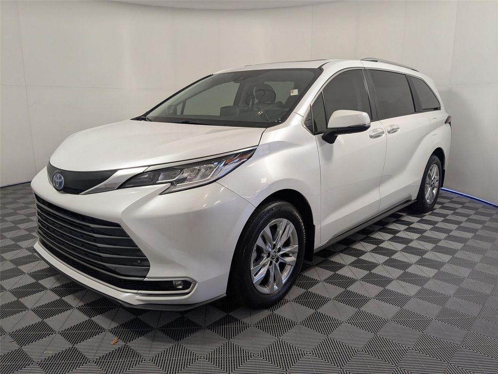 used 2024 Toyota Sienna car, priced at $49,700