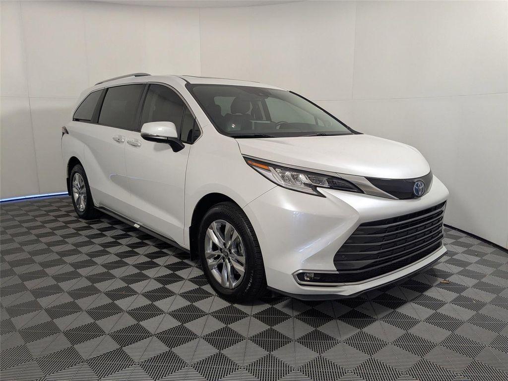 used 2024 Toyota Sienna car, priced at $49,700