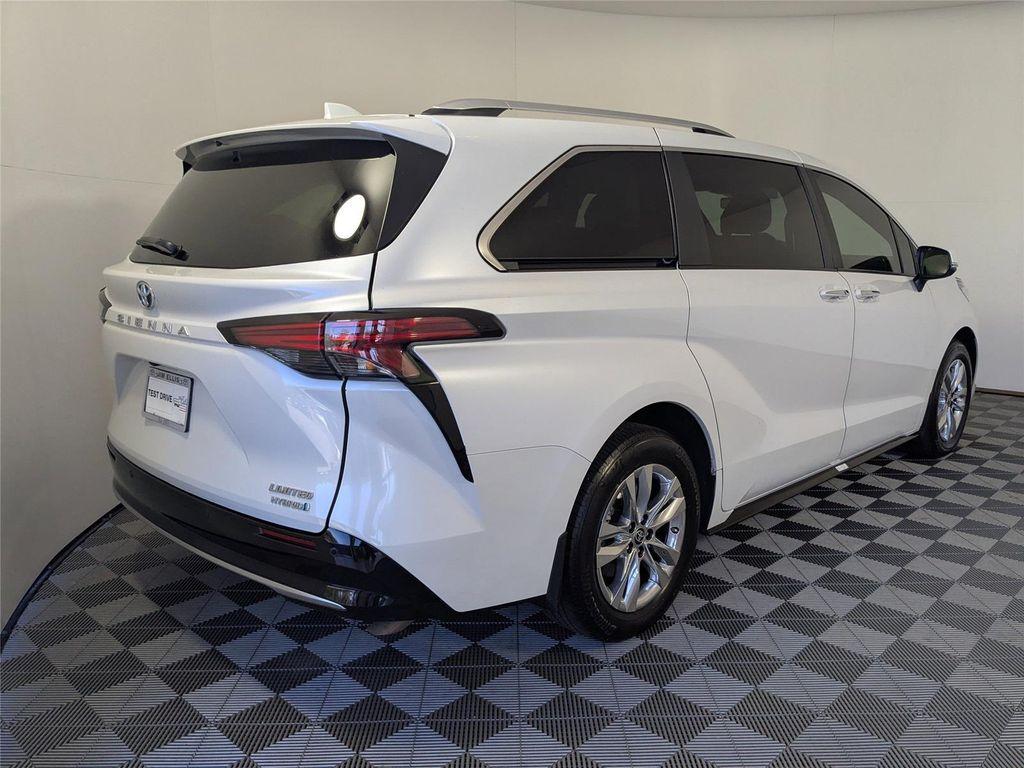 used 2024 Toyota Sienna car, priced at $49,700