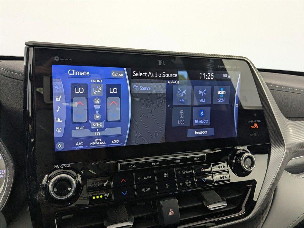 used 2022 Toyota Highlander car, priced at $40,991