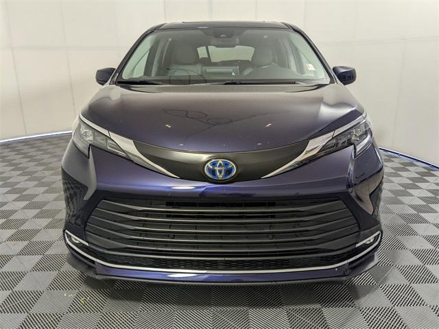 used 2024 Toyota Sienna car, priced at $44,000