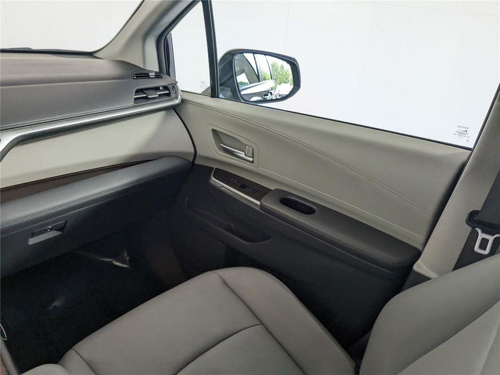 used 2024 Toyota Sienna car, priced at $39,500