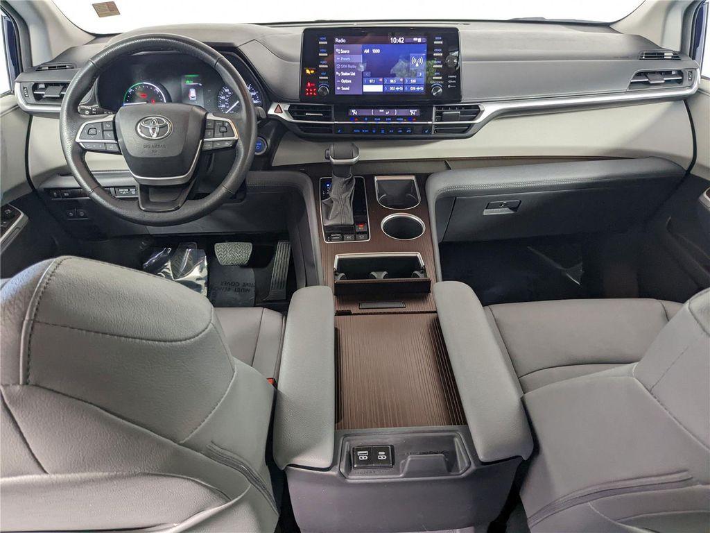 used 2024 Toyota Sienna car, priced at $39,500