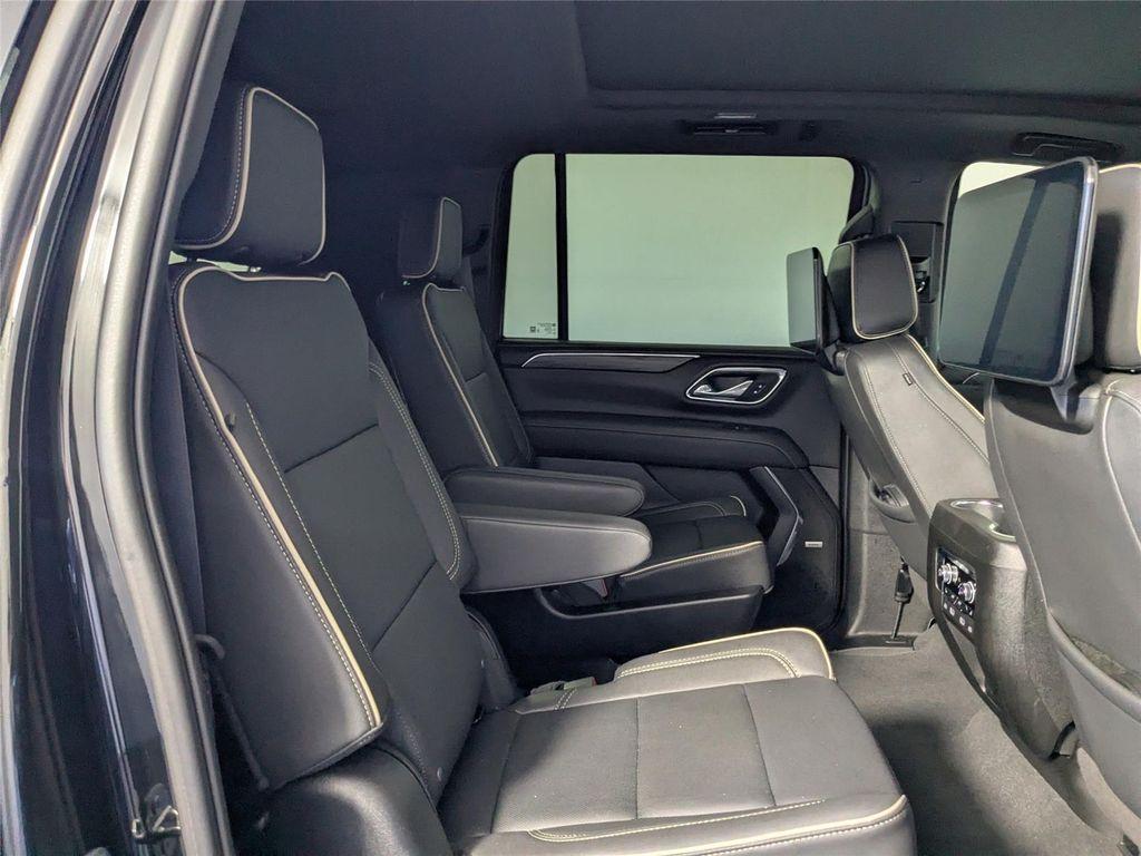 used 2024 GMC Yukon XL car, priced at $66,000