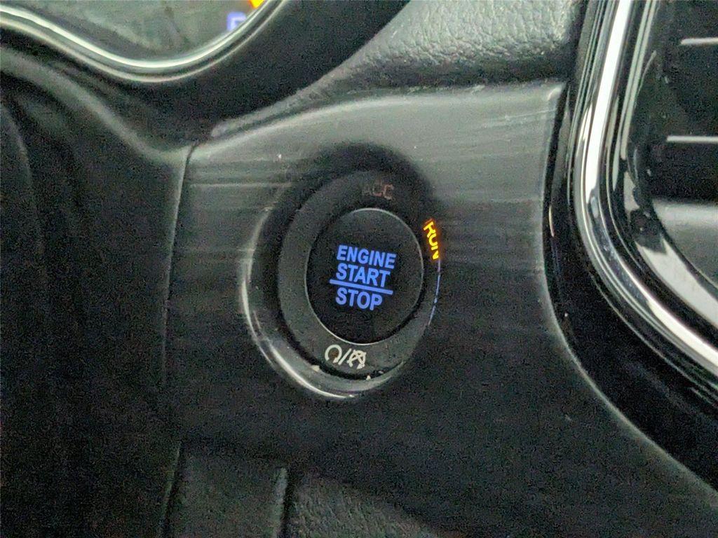 used 2021 Jeep Grand Cherokee car, priced at $21,694