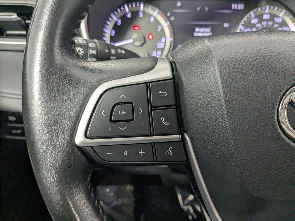 used 2023 Toyota Highlander car, priced at $35,800