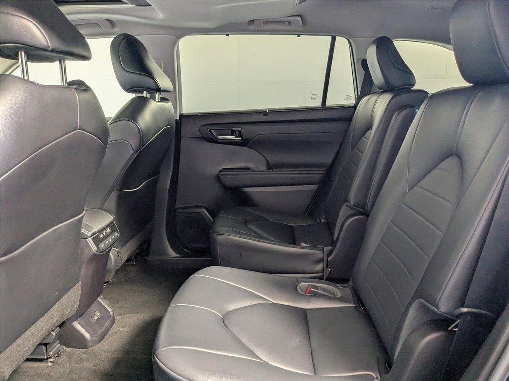 used 2023 Toyota Highlander car, priced at $35,800