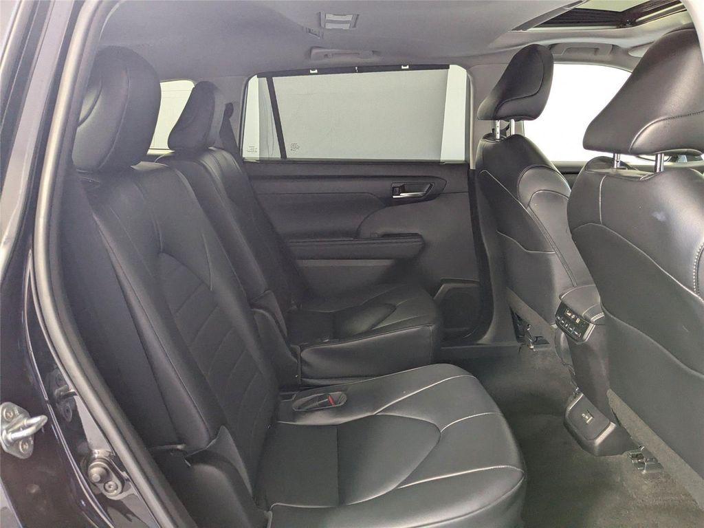 used 2023 Toyota Highlander car, priced at $35,800