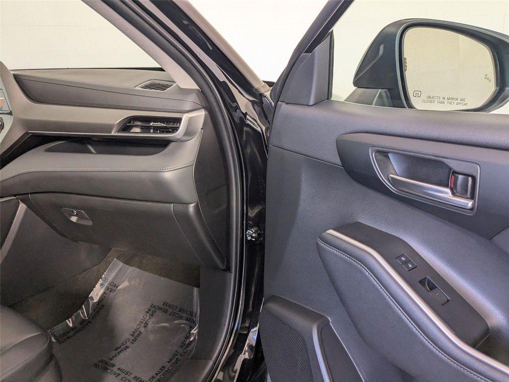 used 2023 Toyota Highlander car, priced at $35,800