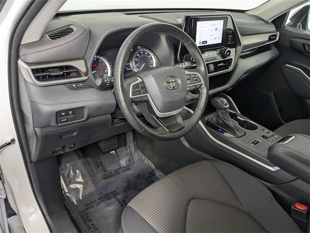 used 2023 Toyota Highlander car, priced at $32,500