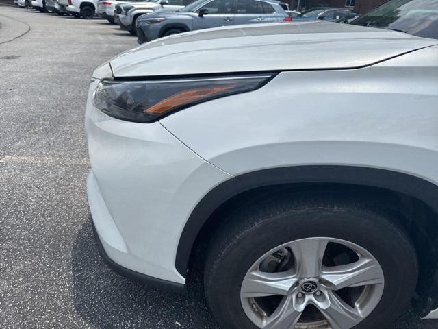 used 2023 Toyota Highlander car, priced at $33,700