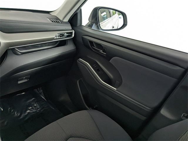 used 2023 Toyota Highlander car, priced at $32,500
