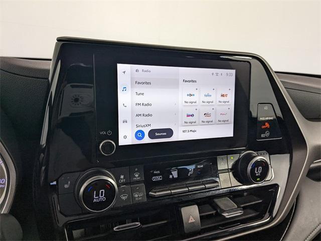 used 2024 Toyota Highlander car, priced at $44,000