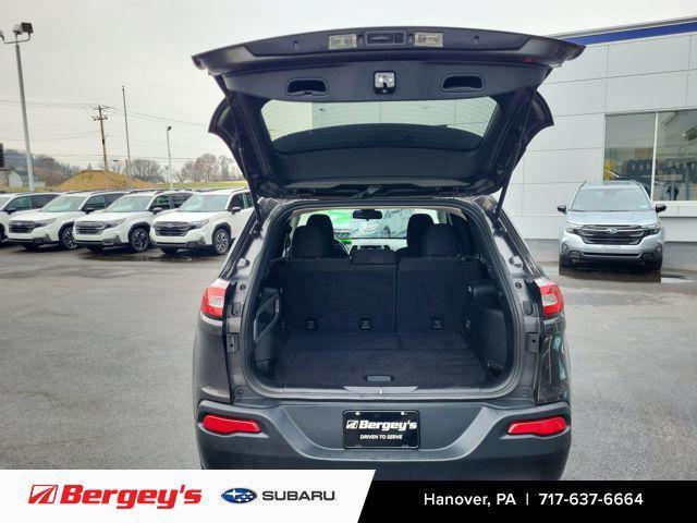 used 2015 Jeep Cherokee car, priced at $9,800