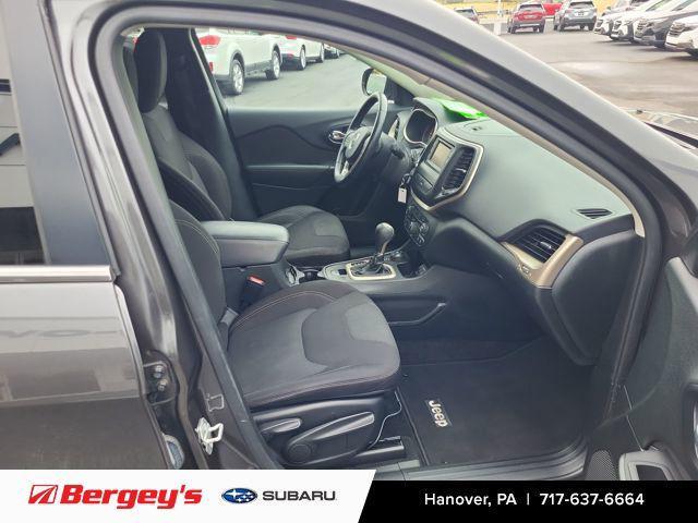 used 2015 Jeep Cherokee car, priced at $9,800