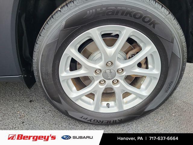 used 2015 Jeep Cherokee car, priced at $9,800