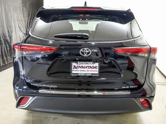 used 2023 Toyota Highlander car, priced at $37,873