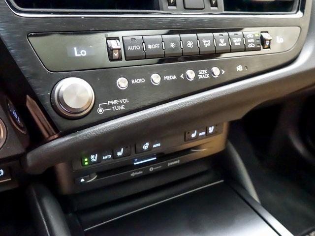 used 2022 Lexus ES 350 car, priced at $37,973