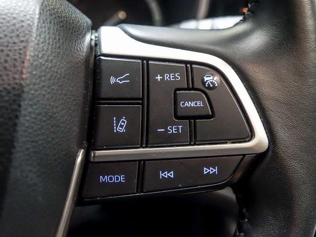 used 2022 Toyota Highlander car, priced at $35,705