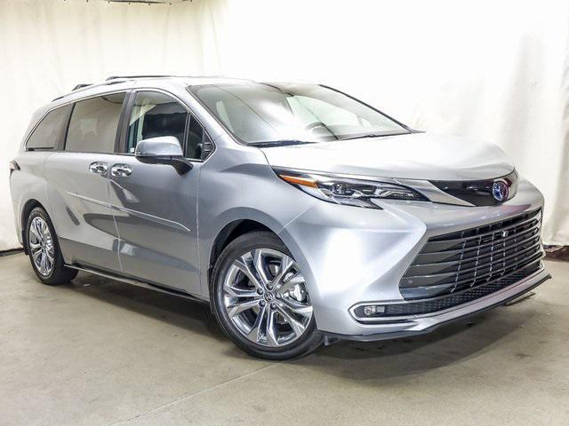 used 2023 Toyota Sienna car, priced at $53,995