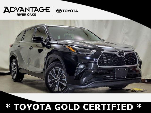 used 2024 Toyota Highlander car, priced at $41,973