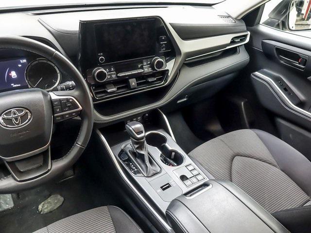 used 2024 Toyota Highlander car, priced at $37,743