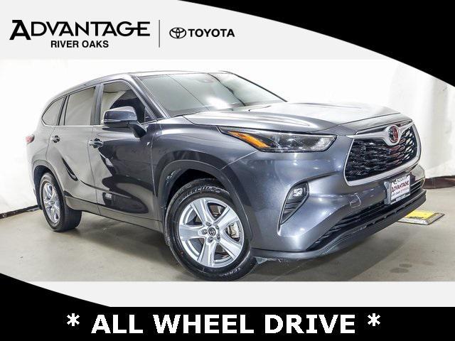 used 2023 Toyota Highlander car, priced at $31,673