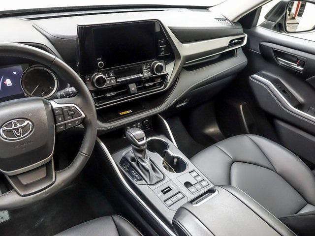 used 2024 Toyota Highlander car, priced at $43,473