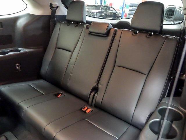 used 2024 Toyota Highlander car, priced at $43,473