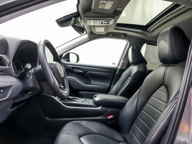 used 2023 Toyota Highlander car, priced at $35,973