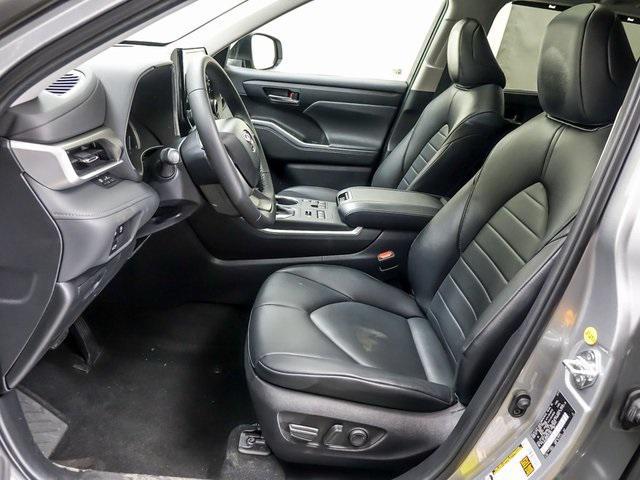 used 2023 Toyota Highlander car, priced at $35,973