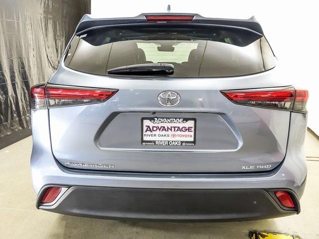 used 2022 Toyota Highlander car, priced at $36,973