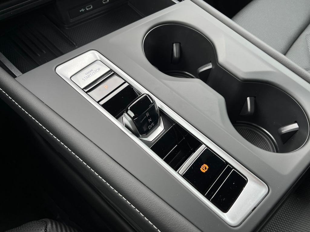 new 2026 Volkswagen Atlas Cross Sport car, priced at $40,530