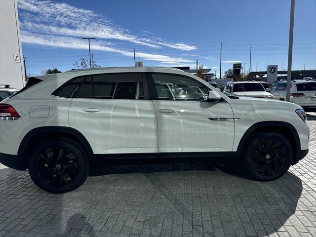 new 2025 Volkswagen Atlas Cross Sport car, priced at $43,808