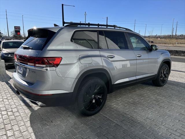 new 2025 Volkswagen Atlas car, priced at $44,778