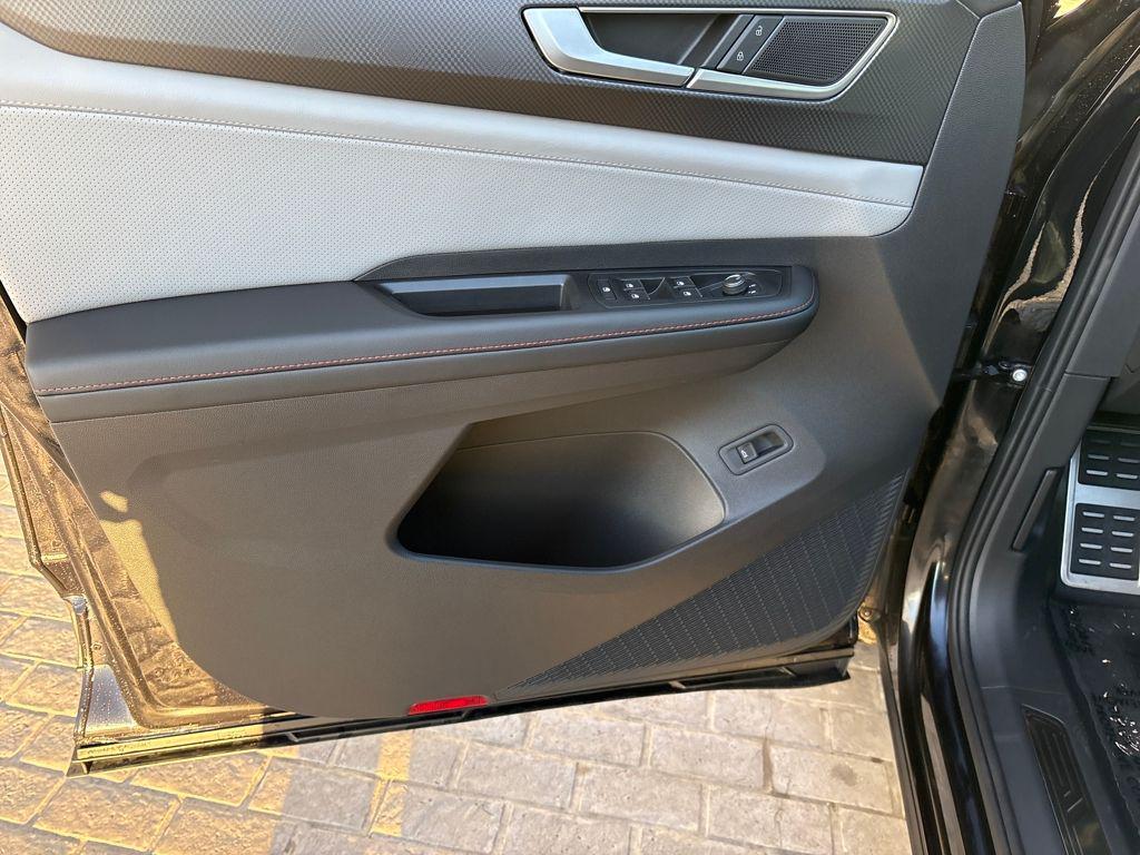 new 2026 Volkswagen Atlas car, priced at $45,522