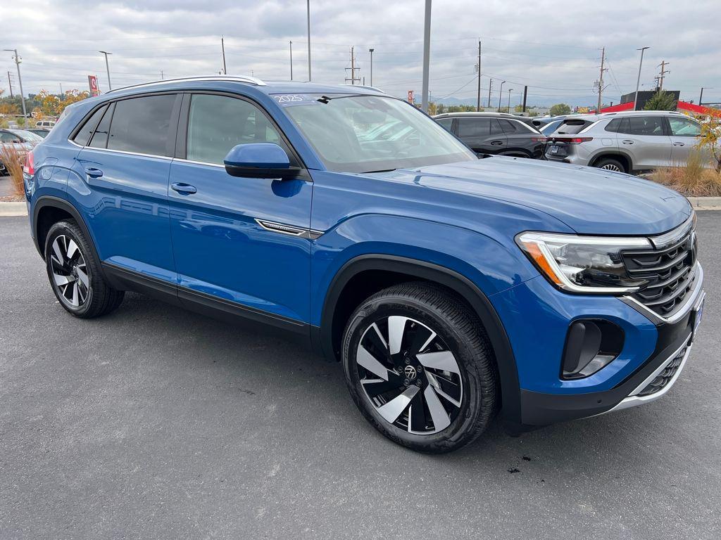 used 2025 Volkswagen Atlas Cross Sport car, priced at $39,112