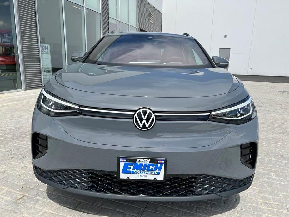 new 2024 Volkswagen ID.4 car, priced at $32,623